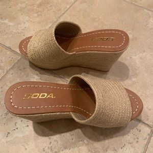 SODA Jute Woven Nude Wedge Sandals Size 6 Never Worn